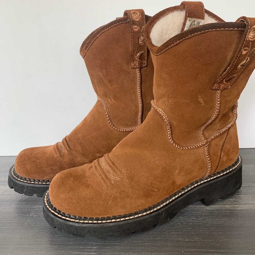 The Original Ariat Fatbaby women’s boots - suede Sz  7